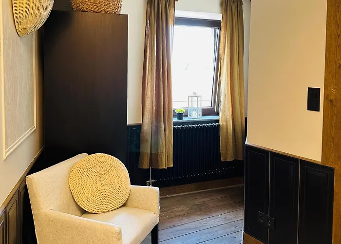Originell - Emotionell Pensionat 3*